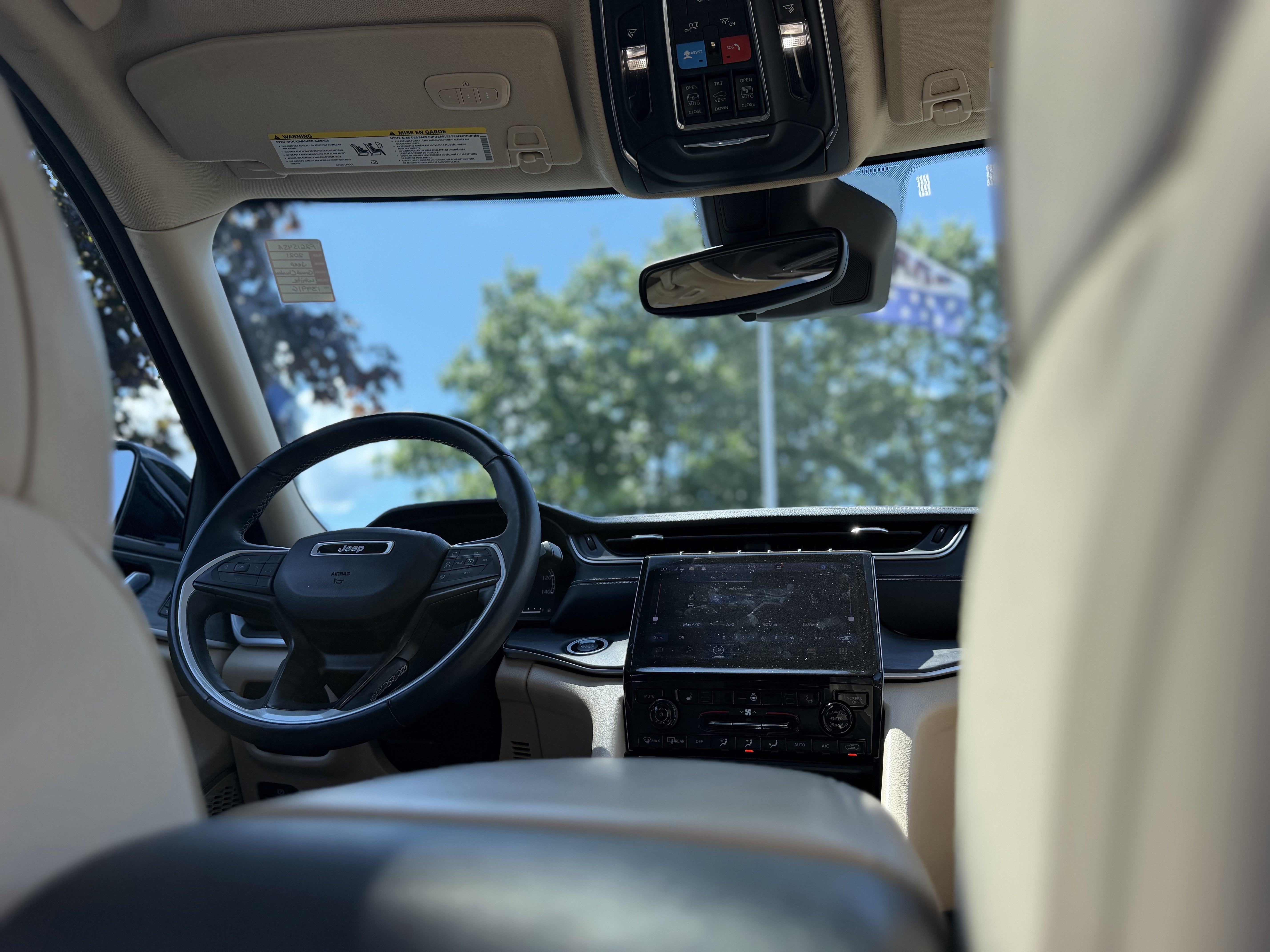 2021 Jeep Grand Cherokee L — side profile view